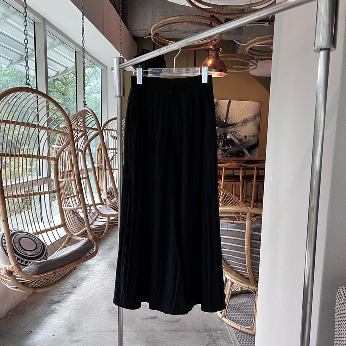 Basic Wide-Leg Pants
