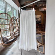 Load image into Gallery viewer, Basic Straight-Cut Pants