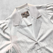 Load image into Gallery viewer, V-Neck Notch Lapel Blouse