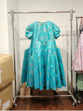 Load image into Gallery viewer, Lin Puff-Sleeve Pocket Maxi Dress